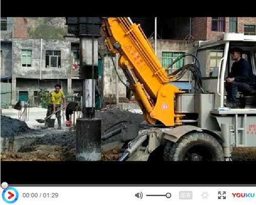 贵州黔南罗甸县轮式方杆180度回转小型旋挖钻机视频